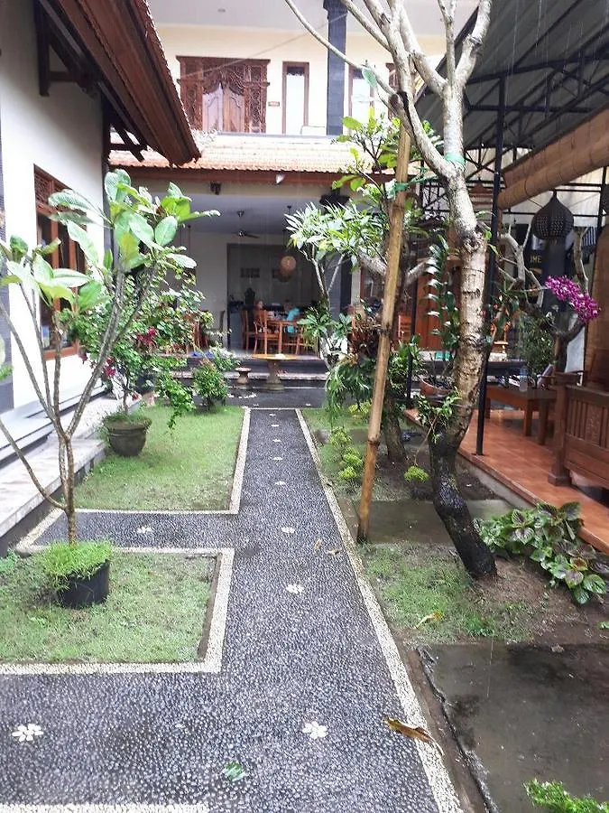 Puji Hostel Ubud